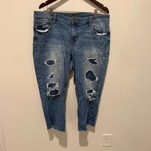 Maurices Light Blue Distressed Cropped Jeans